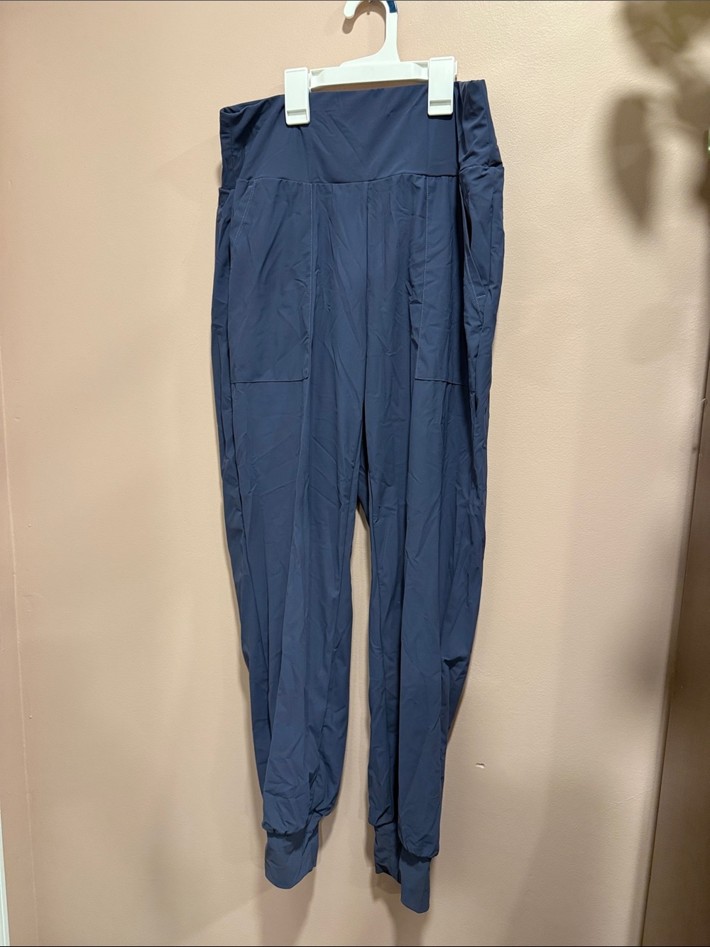 HALARA blue/gray High-Rise Jogger Pants